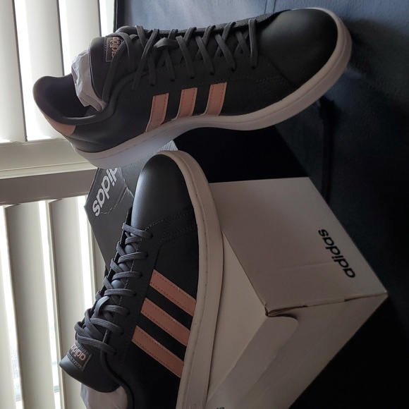 NIB Adidas Grand Court 7.5 Cloud Form Comfort Grey  Pink Sneakers women's hot - Picture 4 of 11